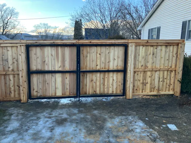 DOOLAN FENCE work photo