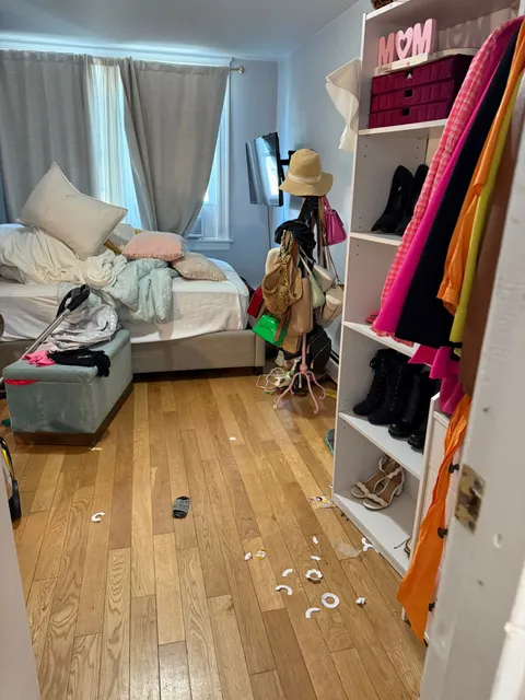 Bedroom before cleaning