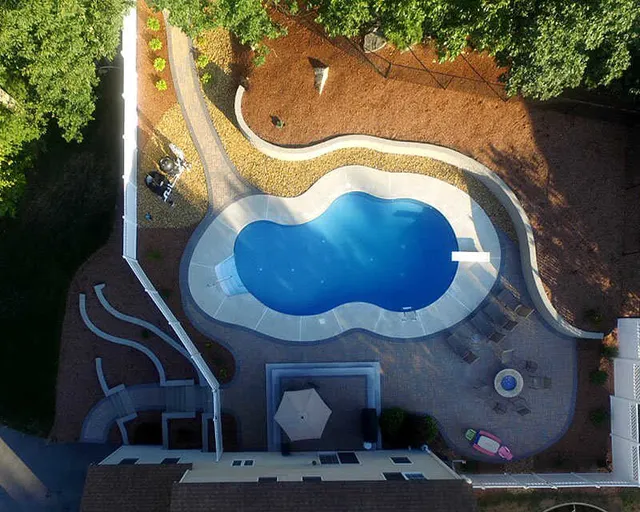 Lightning Landscape - Residential Landscaping Services