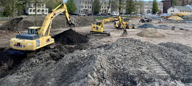 JL Construction Corp provides reliable excavation, site-work, land development, underground utility, roadway construction and commercial snow-removal services for residential, commercial and municipal clients throughout Massachusetts and Connecticut.