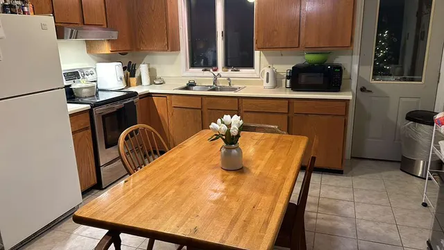 Kitchen after deep cleaning by Spotless