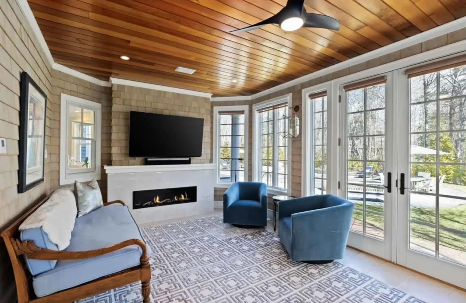 Refined Ways to Incorporate Natural Wood Accents in Interior Design