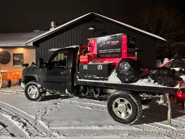 ACE Soft Wash truck in winter