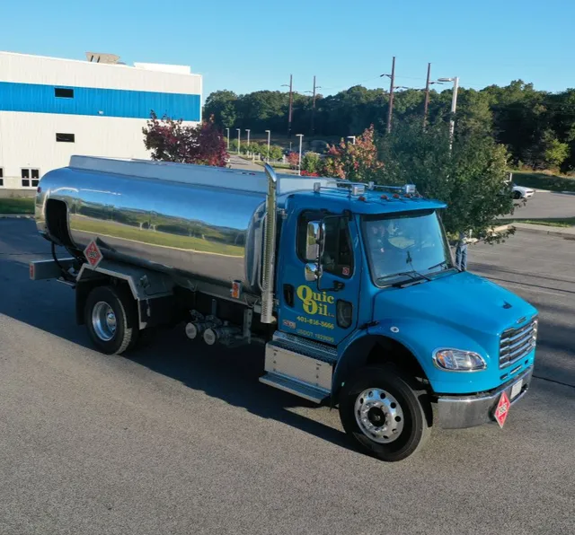 Quic Oil work photo