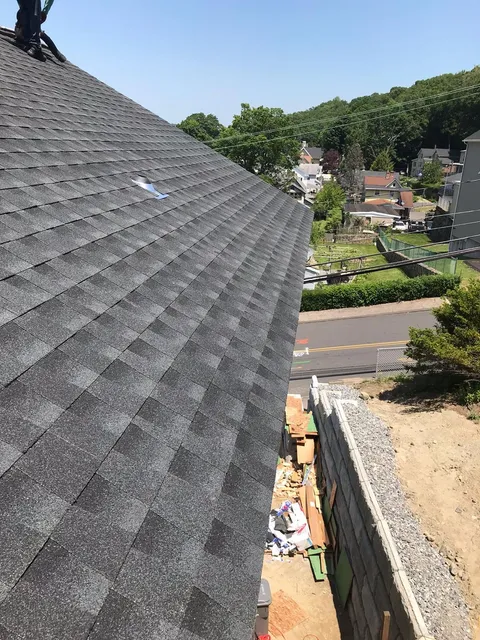 work photo from chrisroofingcontractor.com
