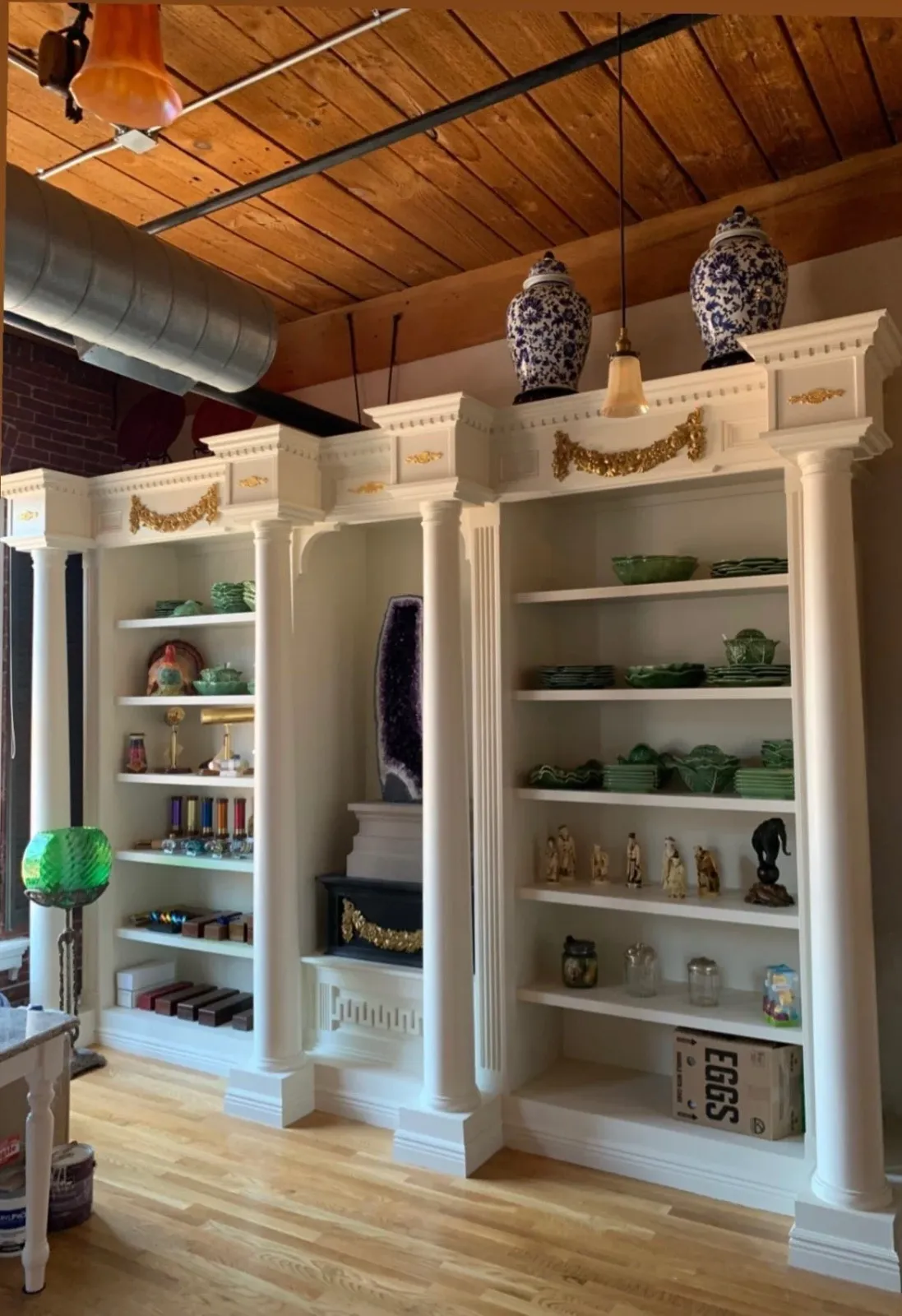 MUSEUM DISPLAY CASE