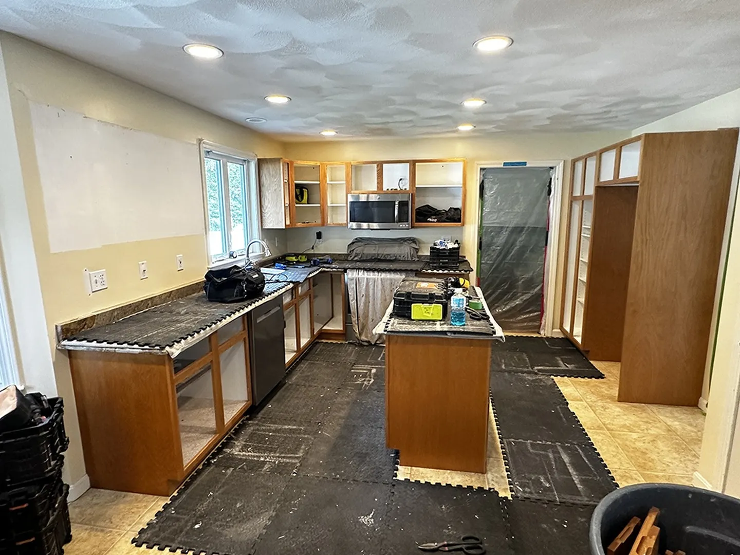 Affordable Cabinet Refacing