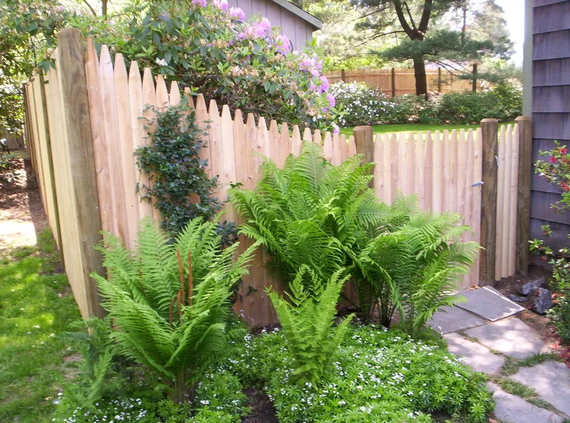 work photo from neighborlyfence.com
