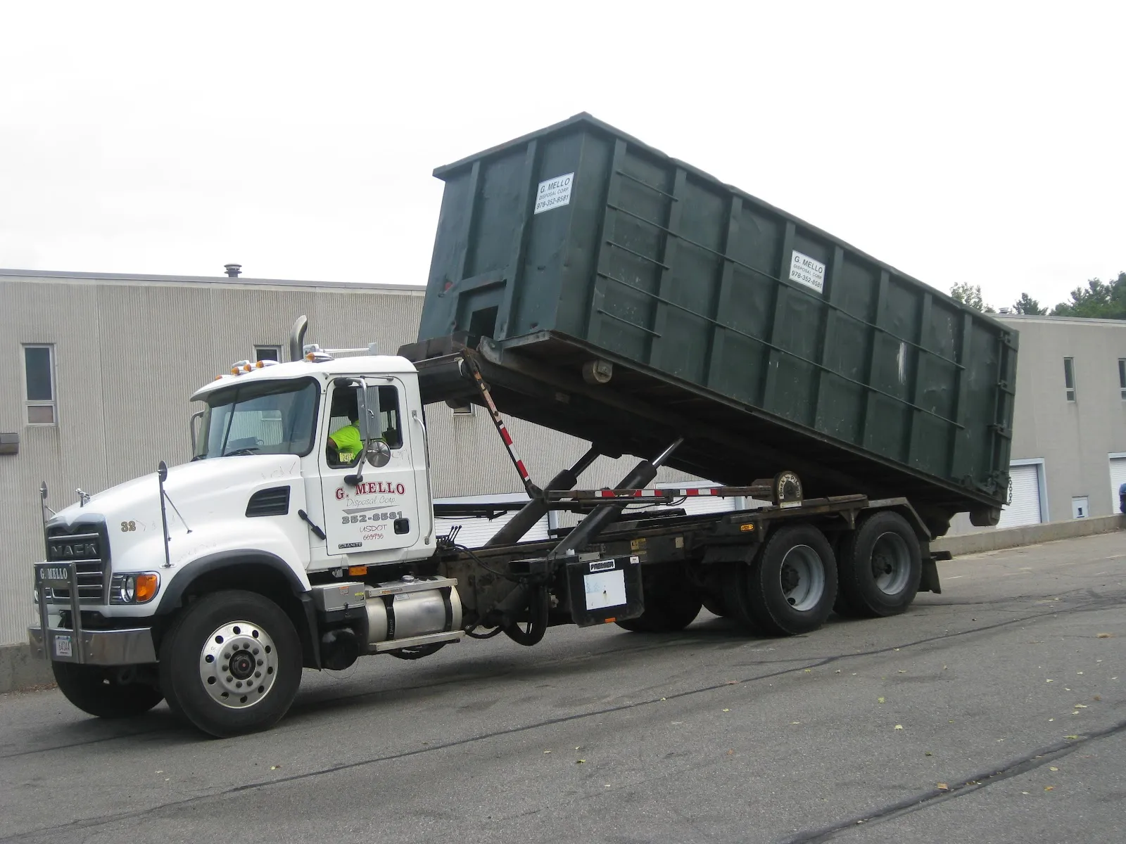 G Mello Disposal Corp (business office)
