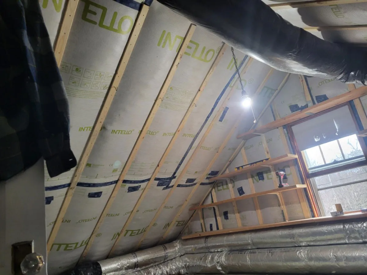 work photo from dolphin-insulation.com