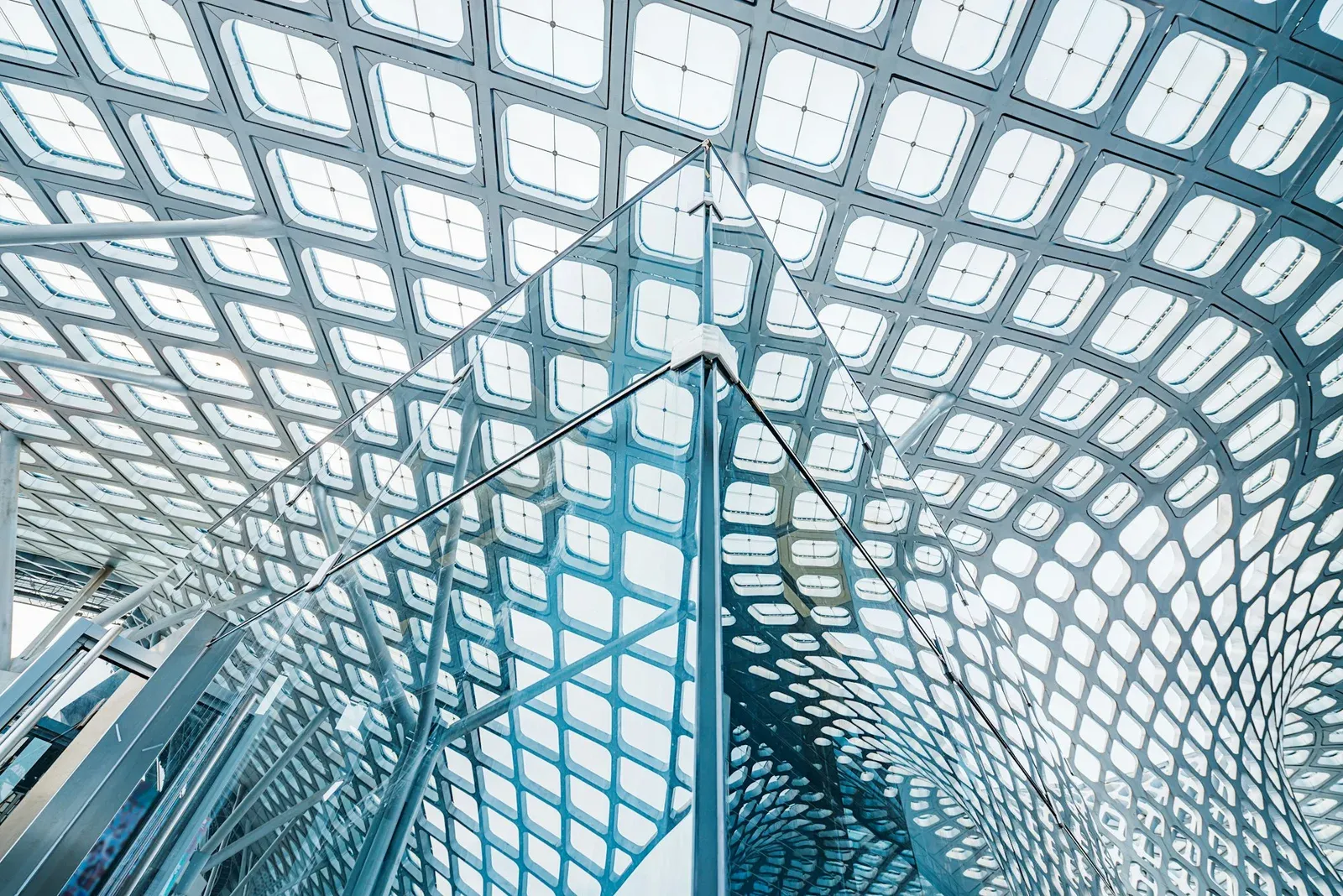 Glass wall