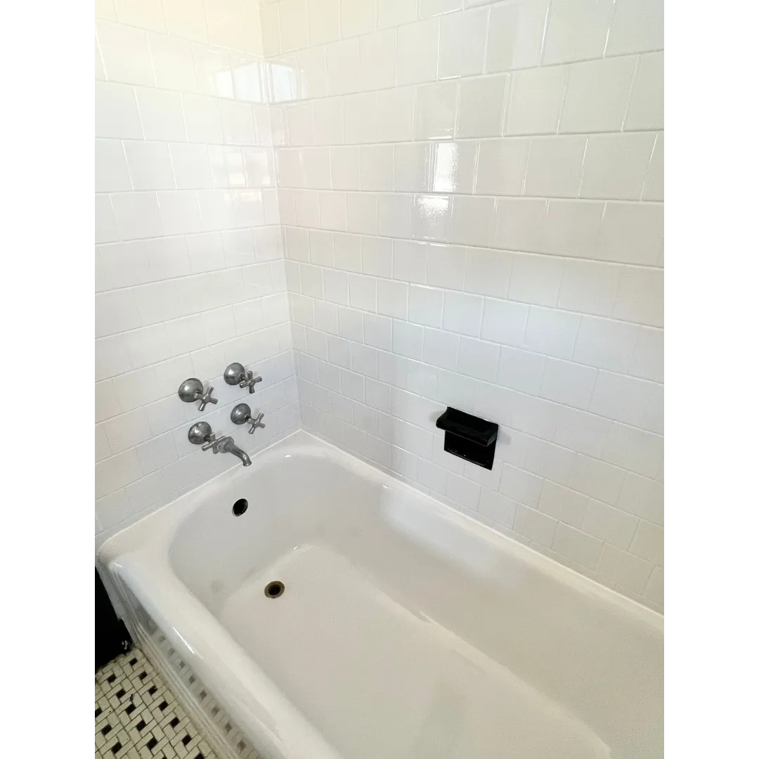 work photo from oneway-refinishing.com