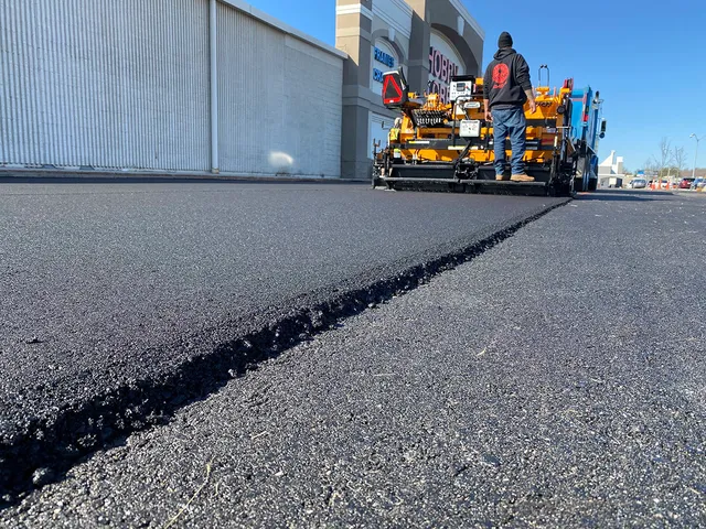 work photo from atlanticasphaltpaving.net