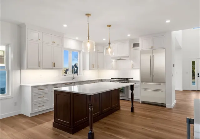 work photo from dickprattecabinetry.com
