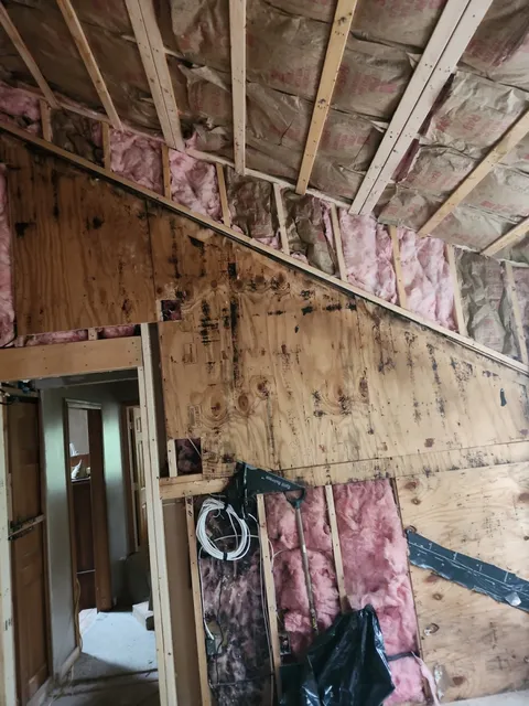 work photo from mikeriddleplastering.com