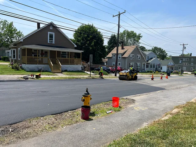 work photo from atlanticasphaltpaving.net