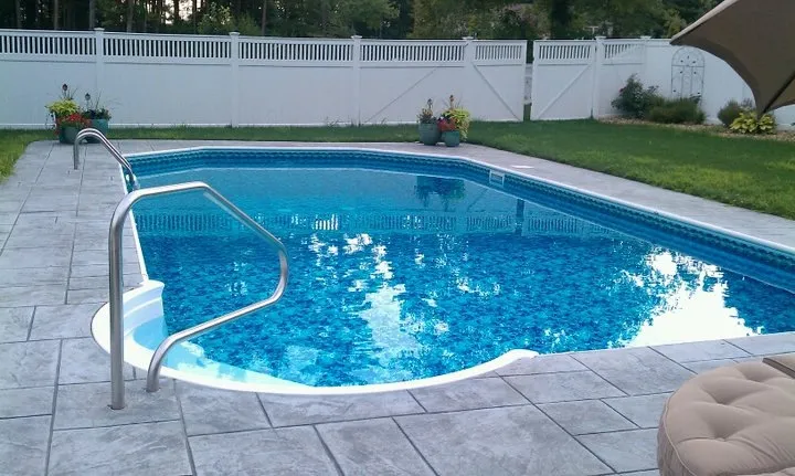 work photo from aboveallpools.com