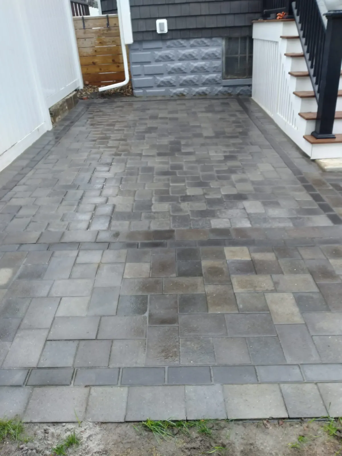 work photo from leonels-landscaping.com