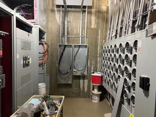 work photo from phoenix-electrical.com