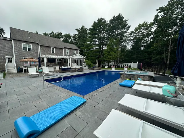 Brave’s Masonry & Landscaping researched project photo