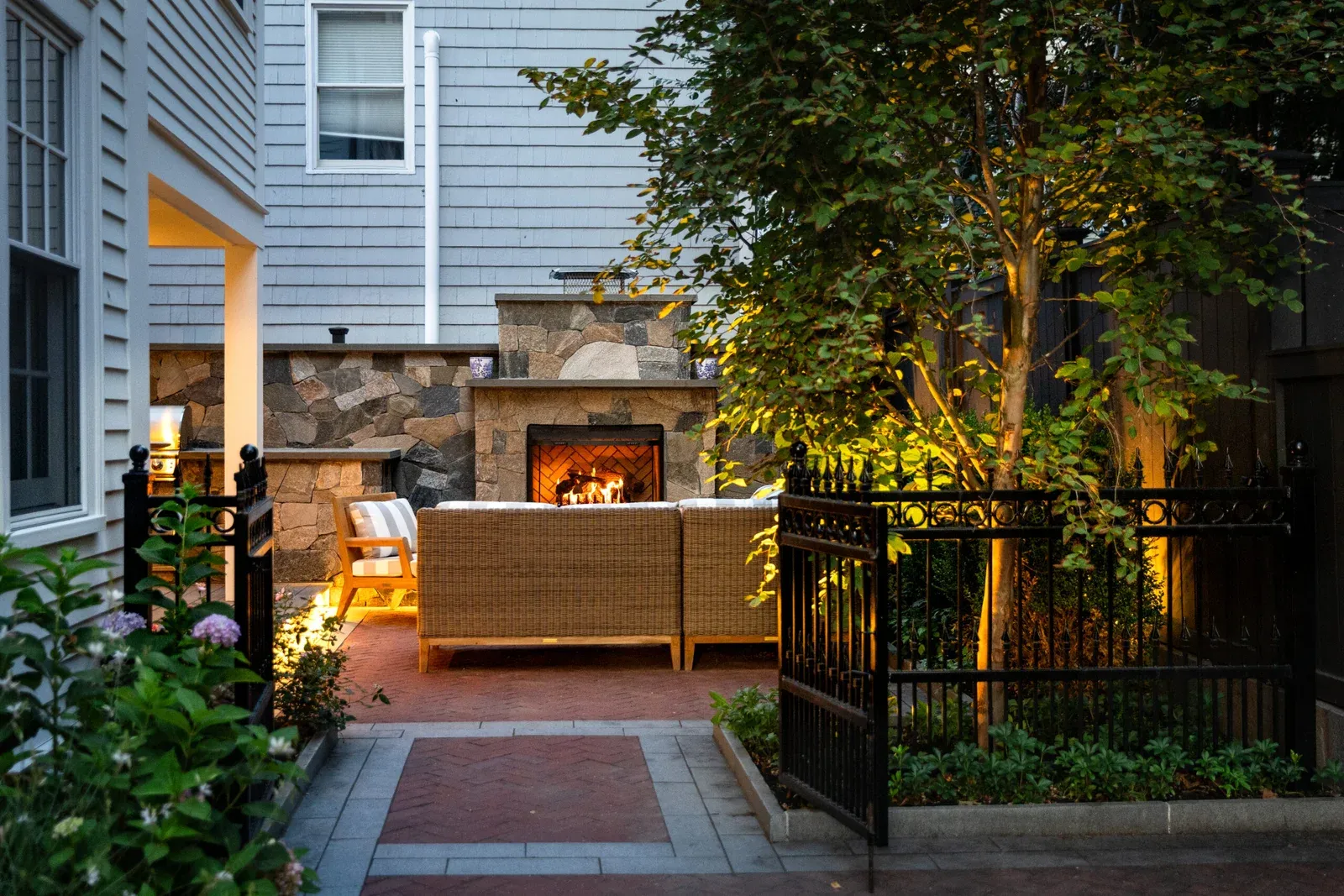 work photo from amrlandscape.com