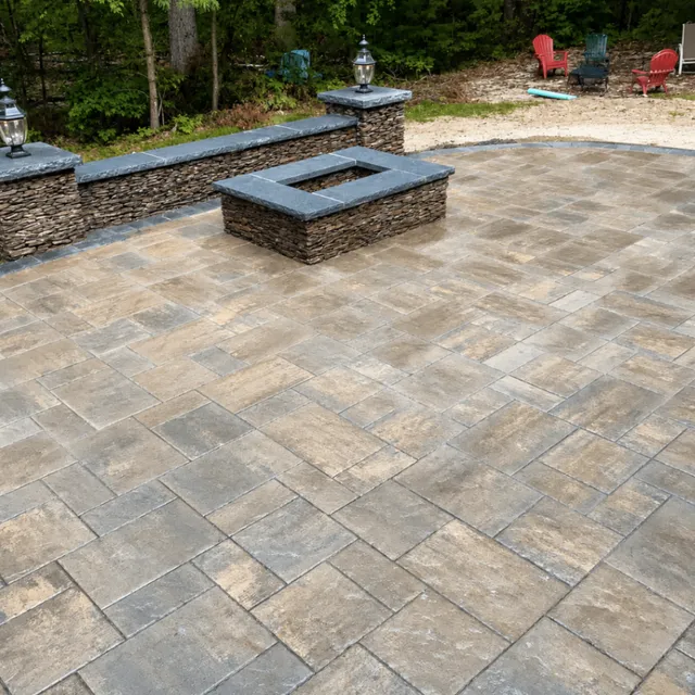 Square Fire Pit & Paver Patio