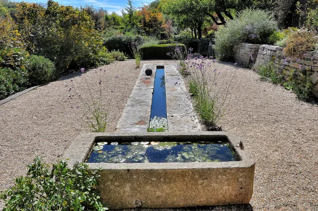 work photo from drakeleypools.com