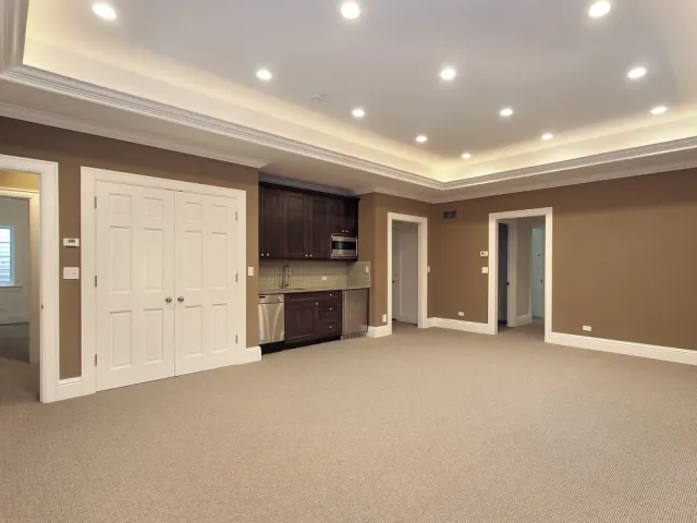 Deplok Painting specializes in exceptional interior painting projects. We have years of experience contracting to paint residential properties.