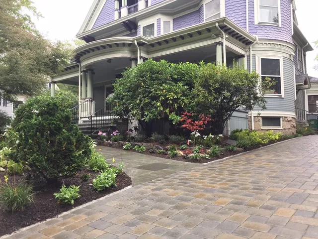work photo from monizlandscape.com