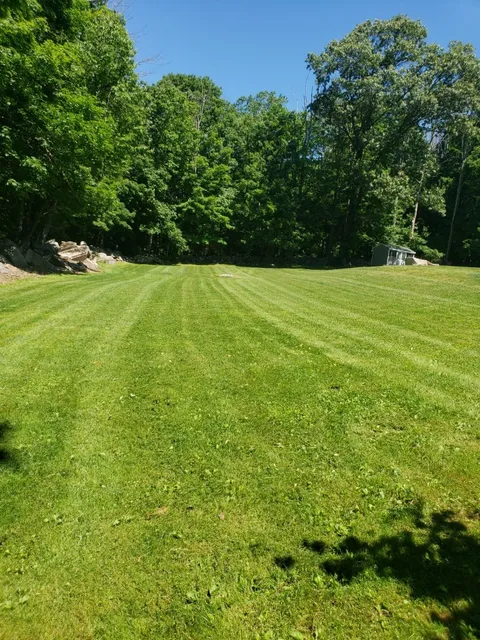 work photo from rolyslandscaping.com