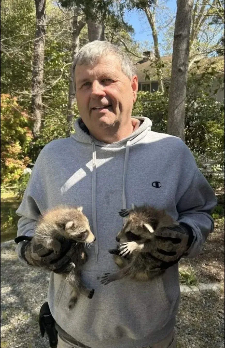 work photo from atozanimalandpestcontrol.com