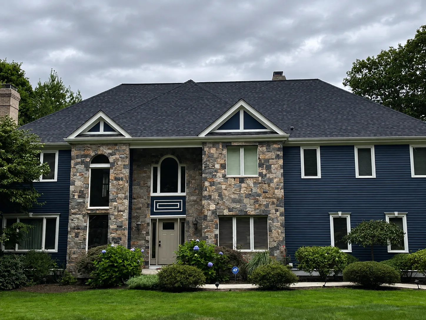 Natural stone veneer project in Franklin Massachusetts