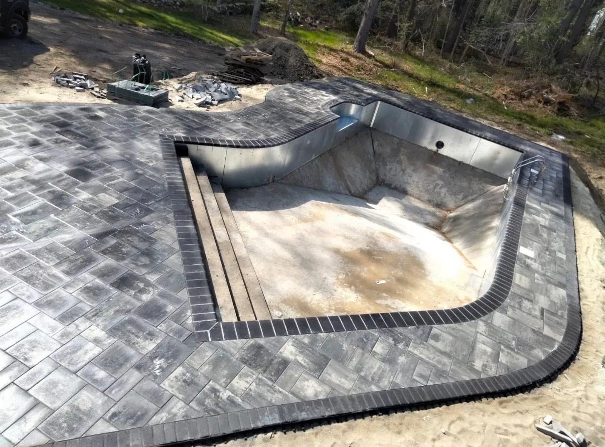 Florenco Landscaping & Construction
