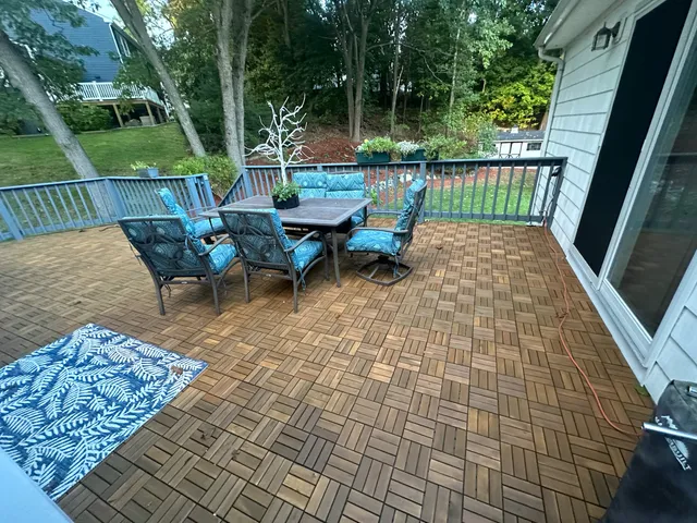 work photo from petersdeckbuilders.com
