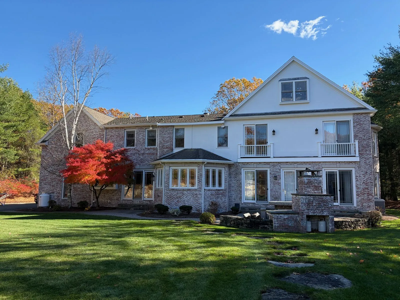 Architectural asphalt replacement on a historic Walpole colonial. New flashings at all chimneys, valleys, and sidewalls.