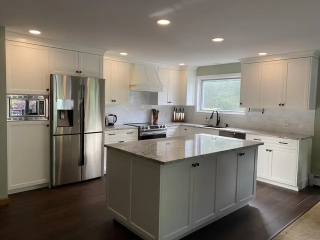 work photo from abcustomwoodwork.com