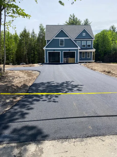 Rose Paving & Sealcoating work photo