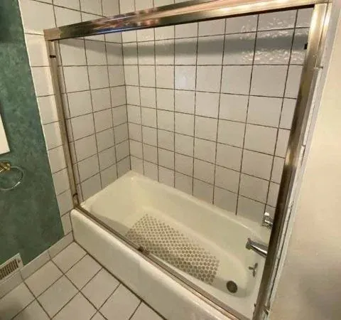 work photo from bathflip.com