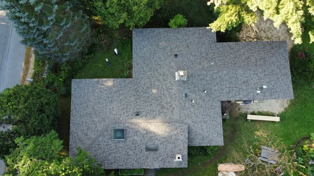 work photo from superiorroofingofmaine.com