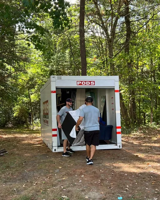 work photo from makimoving.com