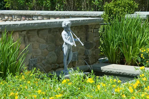 KATHERINE FIELD AND ASSOCIATES researched project photo