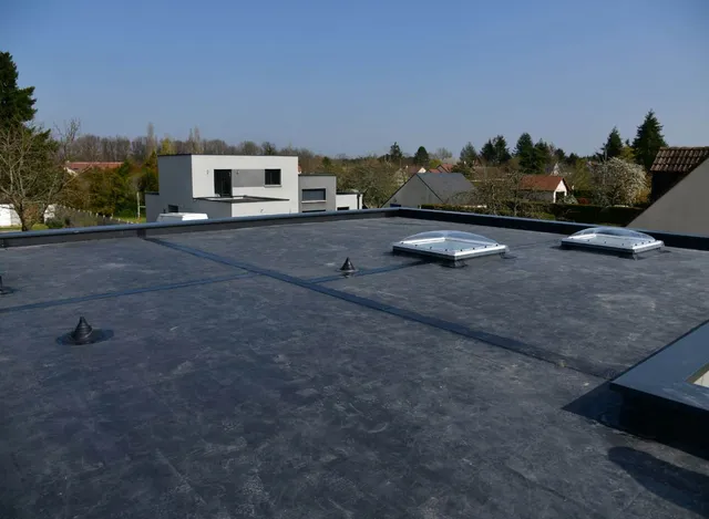 certified rubber roofing services