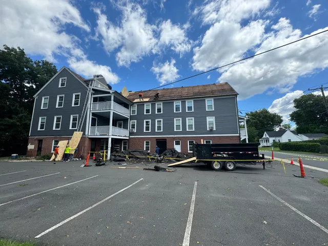 work photo from zamanroofing.com