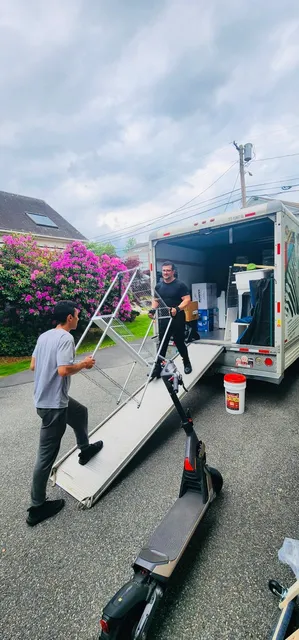 Kizak Moving work photo