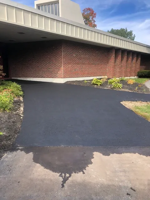 work photo from prioritypaving.com