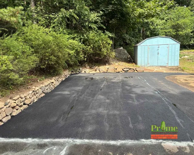 asphalt paving
