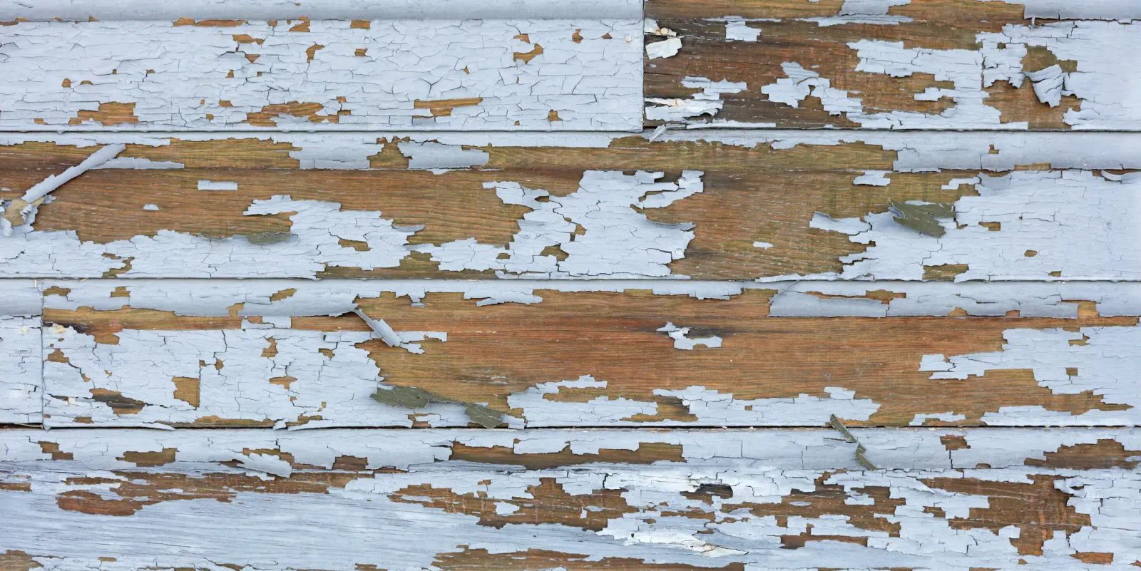 a lead paint on wooden exterior cracking