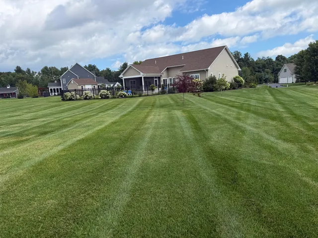 Briarwood Lawn & Landscape LLC work photo