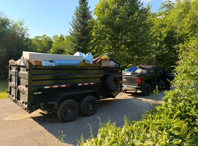 JON'S JUNK REMOVAL work photo