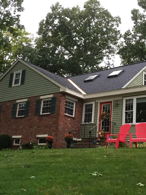 work photo from premiereroofing.com